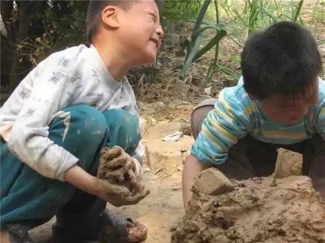 摔泥碗 摔泥碗